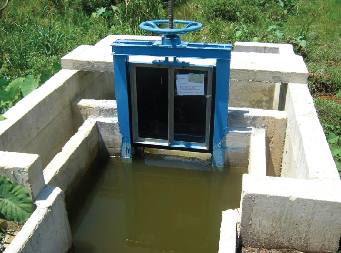 penstock-flap-gate-installation-malaysia-04